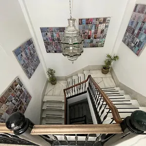 Duquesa Hostal